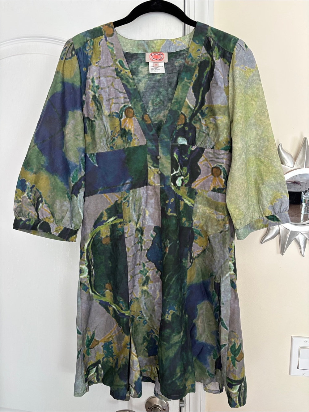 Aoyama Itchome LadiesGreen Multi-Print V-Neck Cotton Silk Dress-M